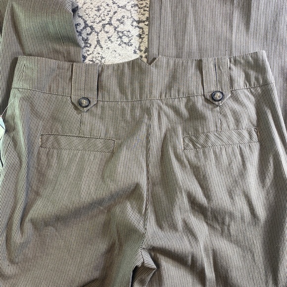 NWT URABAN LIFE Gray Jeans - Picture 4 of 5